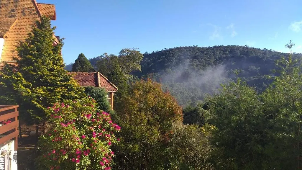 Holiday home Lindo Chale Com Vista Para Campos Do Jordao Brazil